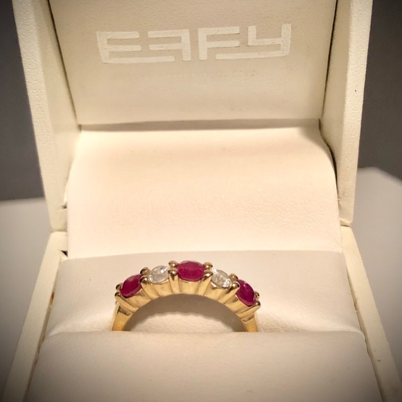Ruby & Diamond, 14 Karat Yellow Gold band. - Picture 3 of 8